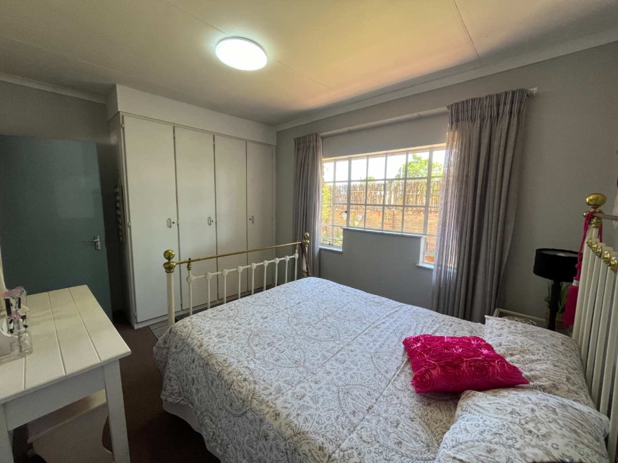 2 Bedroom Property for Sale in Die Rand Northern Cape